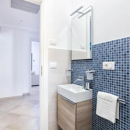 Chi Nnicchi E Nnacchi - Luxury Apartments Milazzo Exterior photo