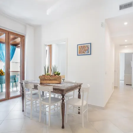 Chi Nnicchi E Nnacchi - Luxury Apartments Milazzo Exterior photo
